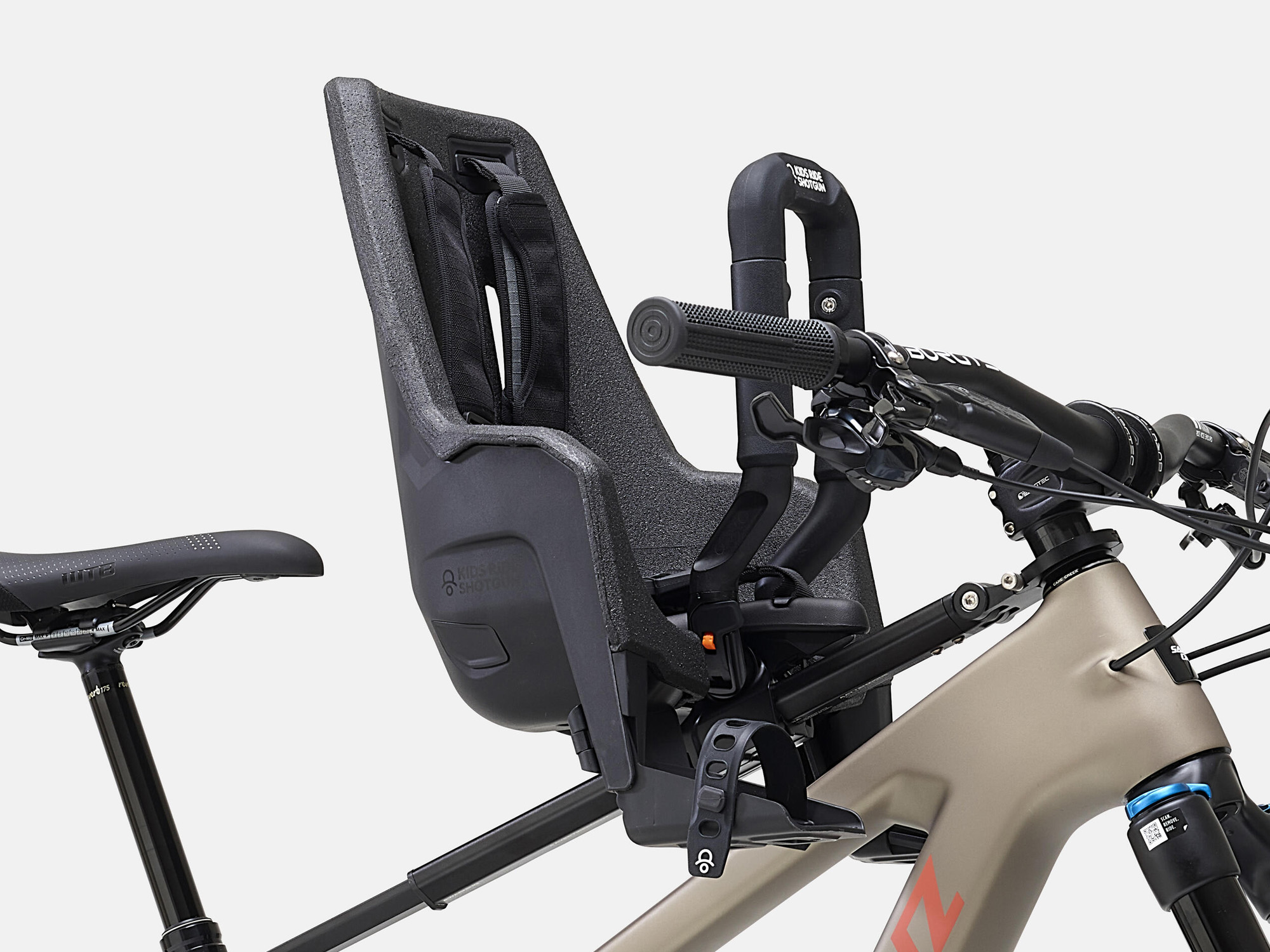 Kids Ride Shotgun PRO EVO barnesete front montert (m. styre, fra 9 mnd.)