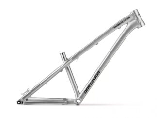 Dartmoor Two6Player ramme glossy silver brushed