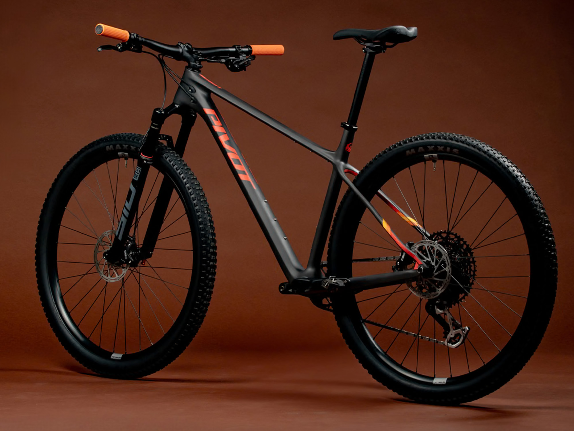 Pivot Les SL Team XX Eagle Transmission hardtail silver bullet - Bilde 7